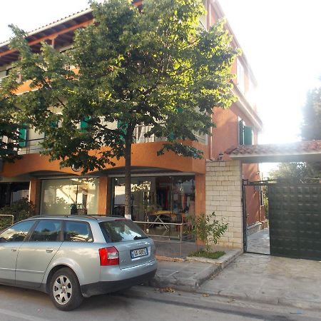 Elvin Apartments Saranda Extérieur photo